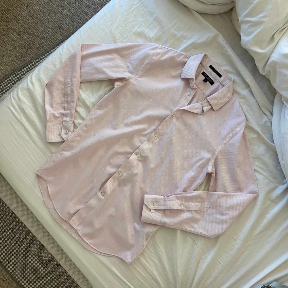 Light Pink Banana Republic Slim Fit Dress Shirt size small